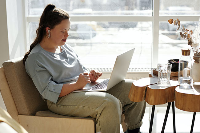 female on laptop